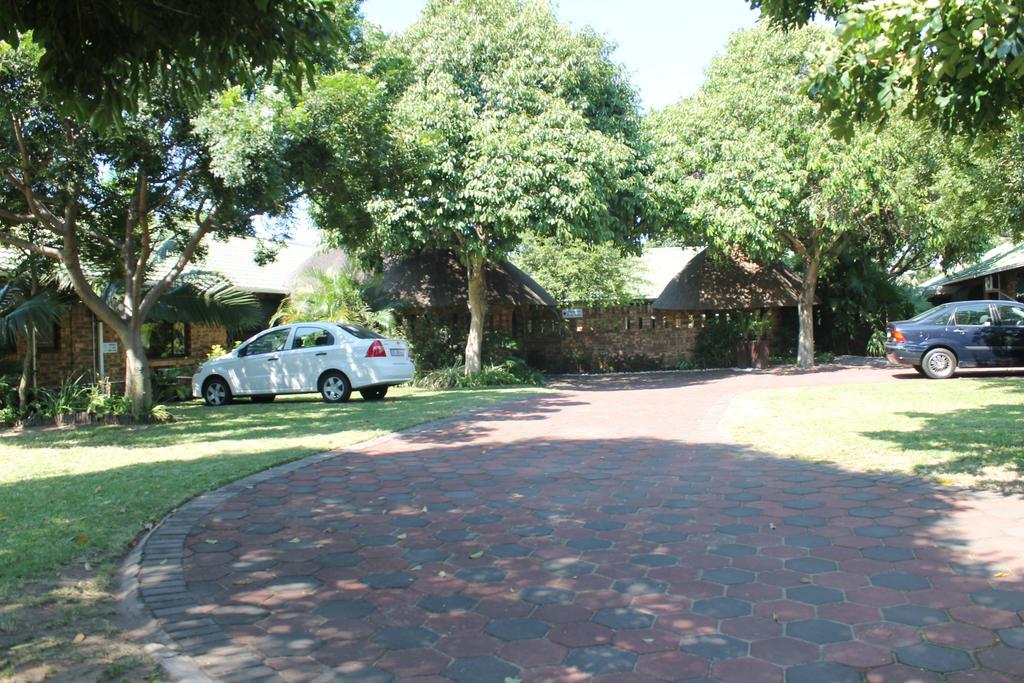 La Mer Lodge Richards Bay Extérieur photo