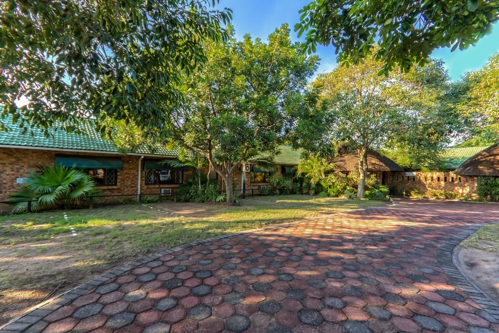 La Mer Lodge Richards Bay Extérieur photo
